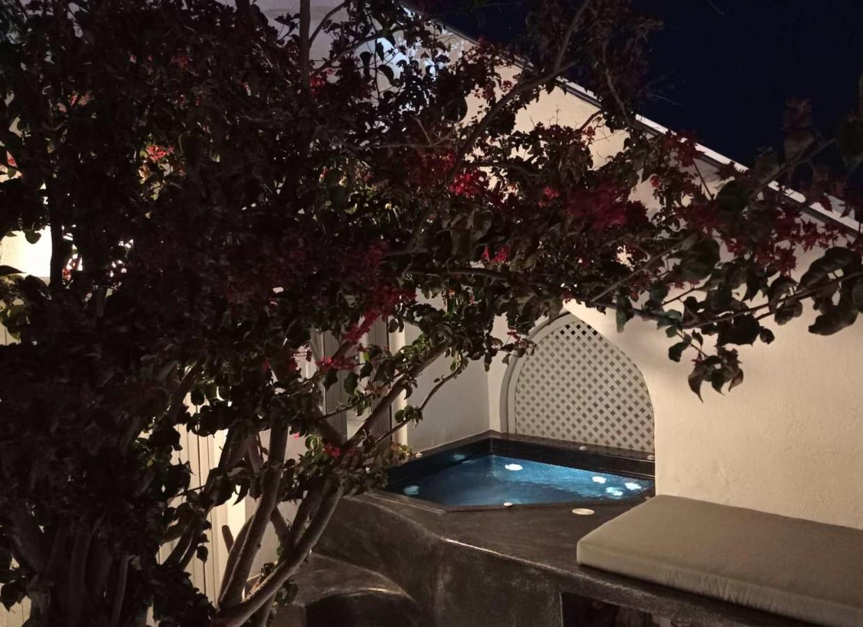 Sensia Luxury Apartment With Hot Tub Ia Exterior foto
